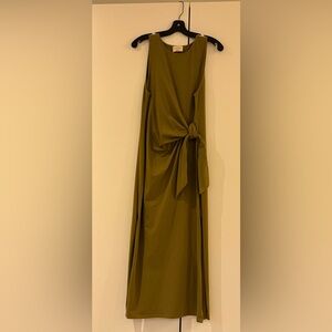 Elegant Olive Green Sleeveless Dress - Pippae by Sézane
